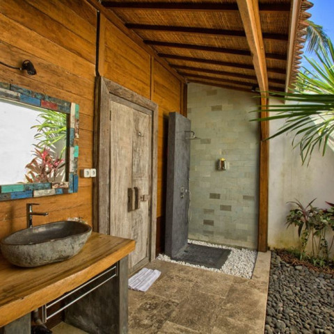 benthosbali4